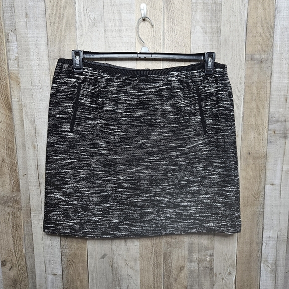 Talbots Tweed Wool Blend Pencil Mini Skirt Black White Pockets Lined Size 16WP - Picture 1 of 10